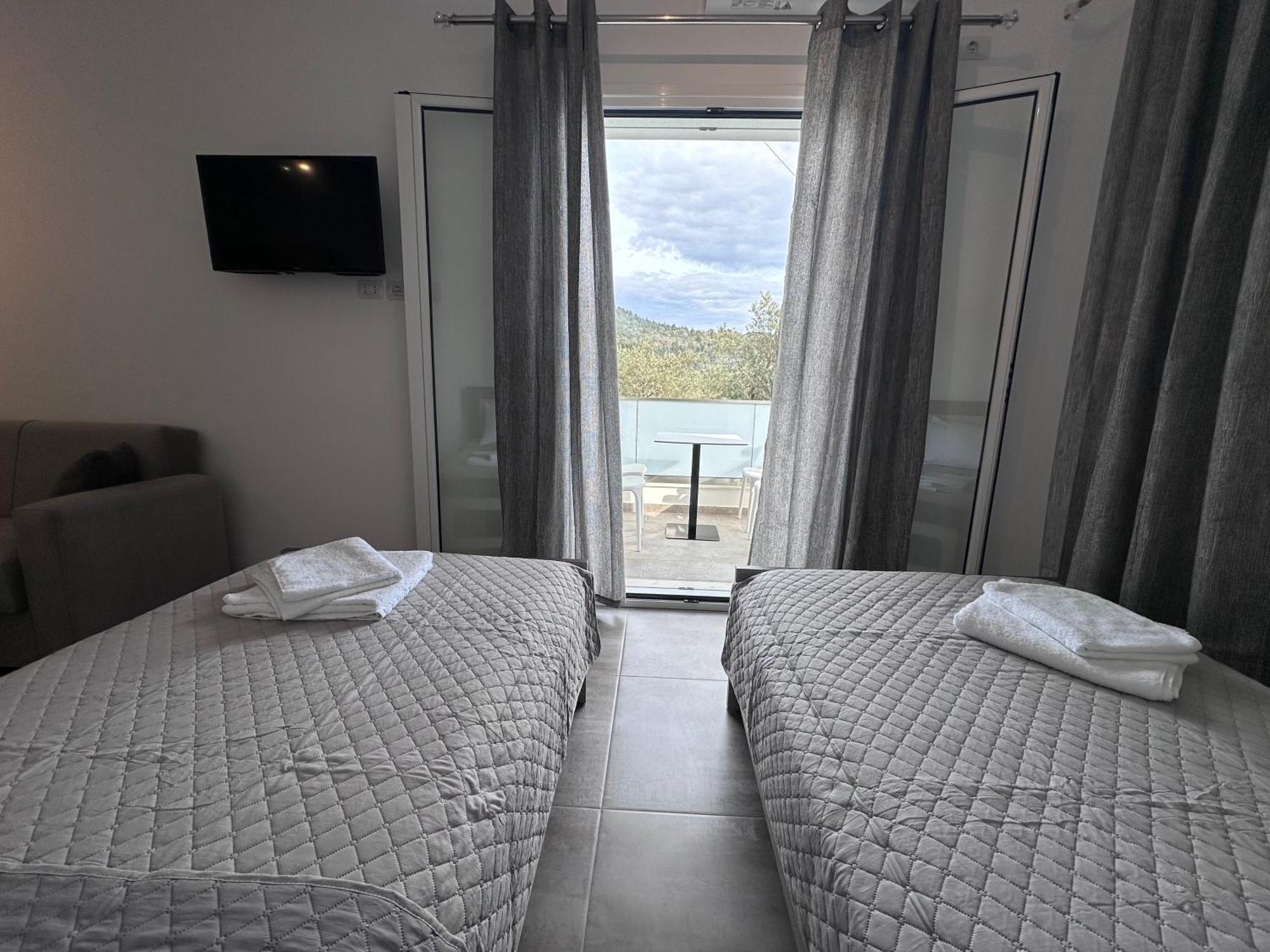 Vila Melina Himare Buitenkant foto